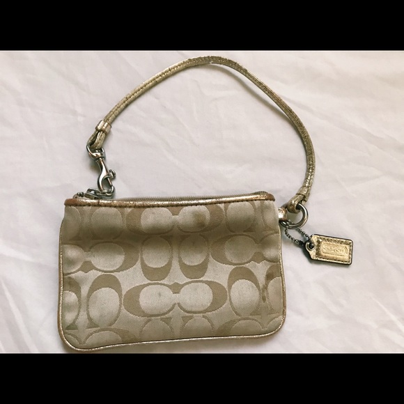 Coach Wrislet - Picture 2 of 3